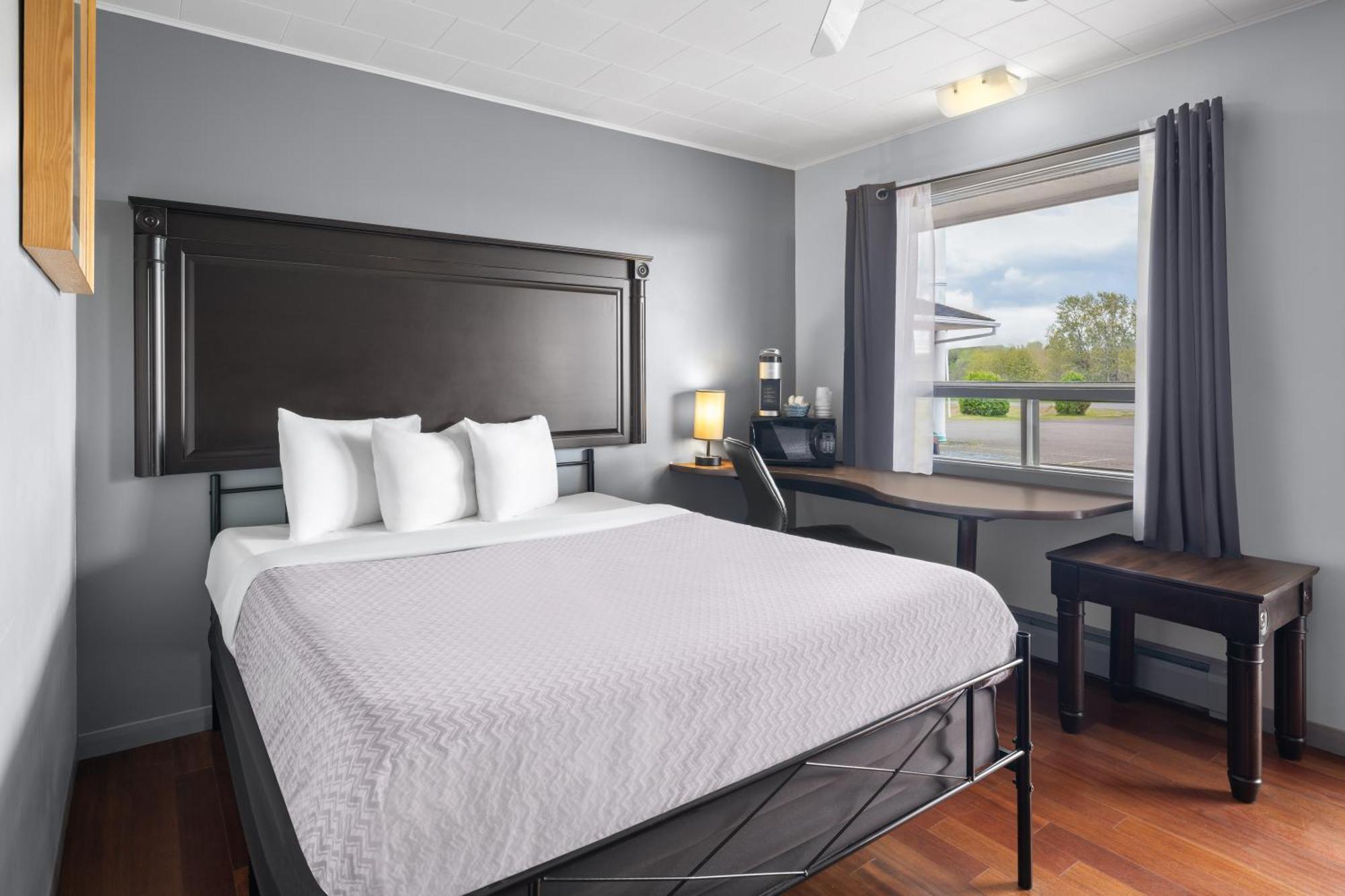 Motel Leo Grand Falls Exterior foto